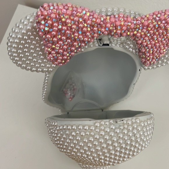 Like NEW White & Pink Bedazzled Minnie Head Bag - Picture 12 of 12